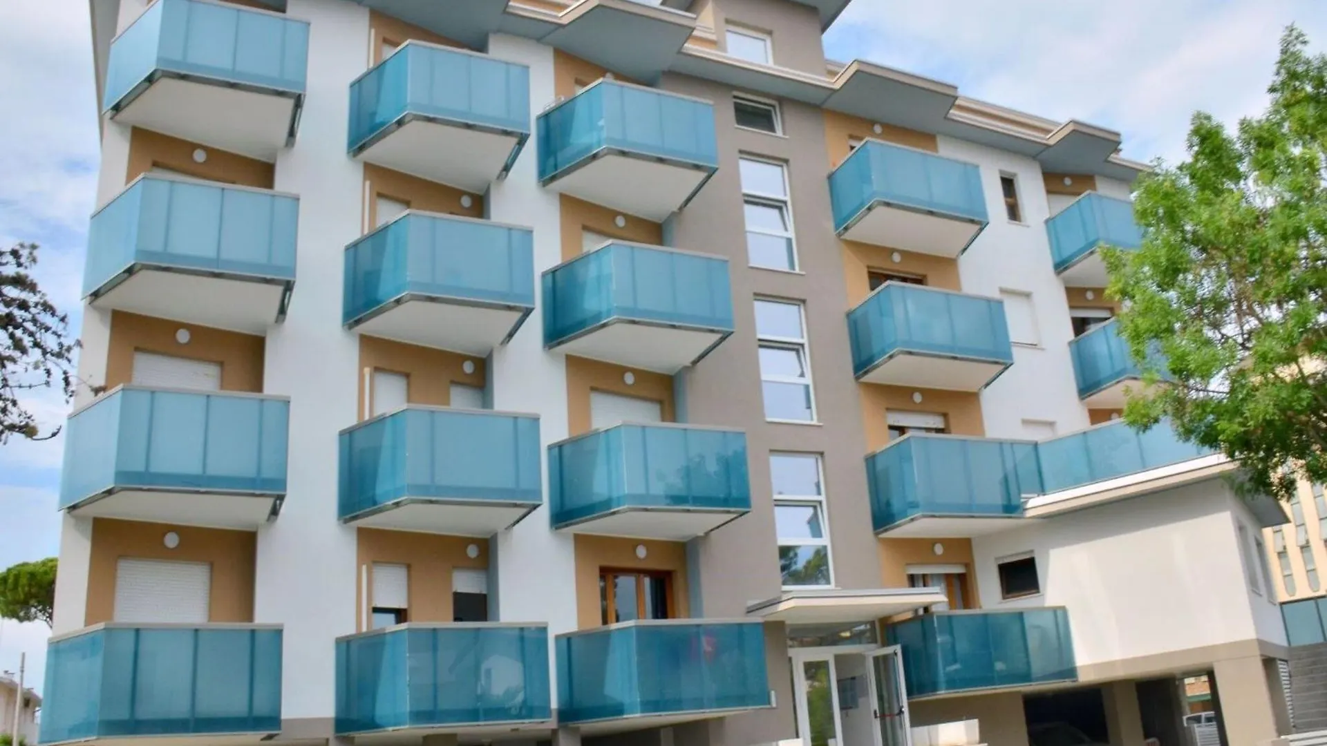 Modern Flat Next To The Sea In Bibione Lejlighed